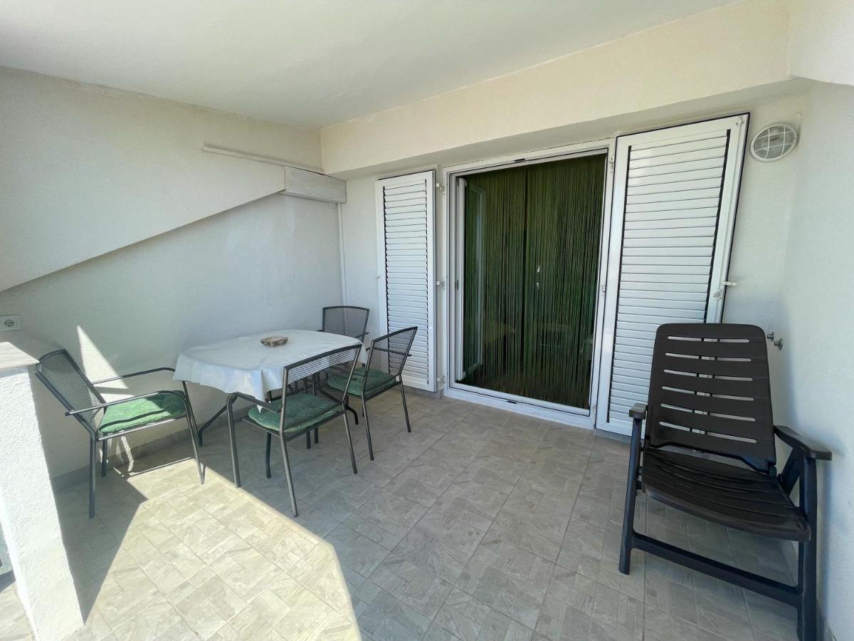 Apartmani Milan Crikvenica Εξωτερικό φωτογραφία