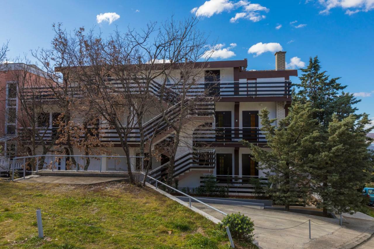 Apartmani Milan Crikvenica Εξωτερικό φωτογραφία