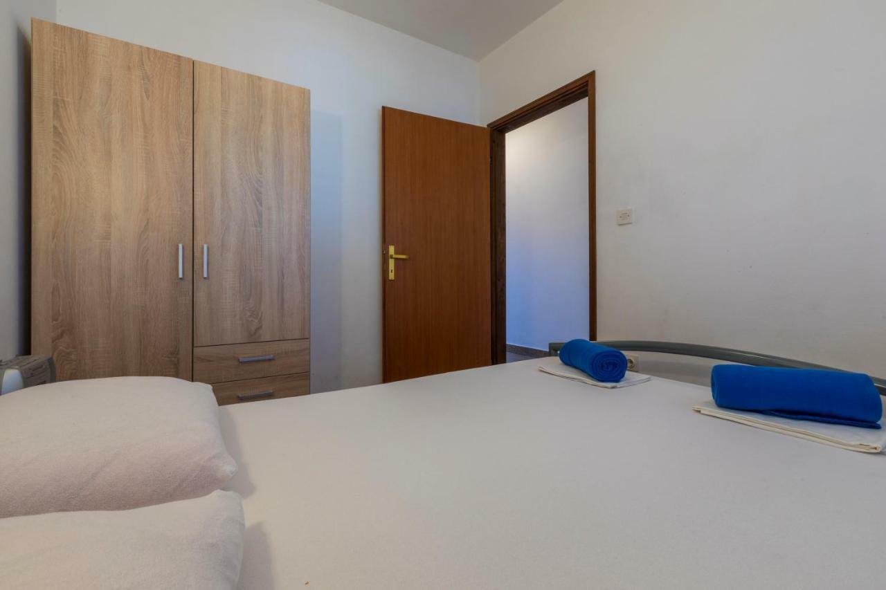 Apartmani Milan Crikvenica Εξωτερικό φωτογραφία